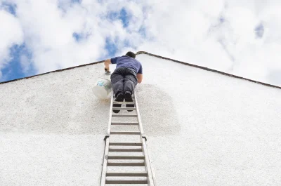 Peinture extérieure à Steene — façades et ravalement